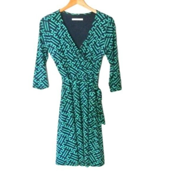 41 Hawthorn Renesme Jersey‎ Faux Wrap Dress Medium - Picture 5 of 14